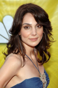 Annie Parisse 1.png